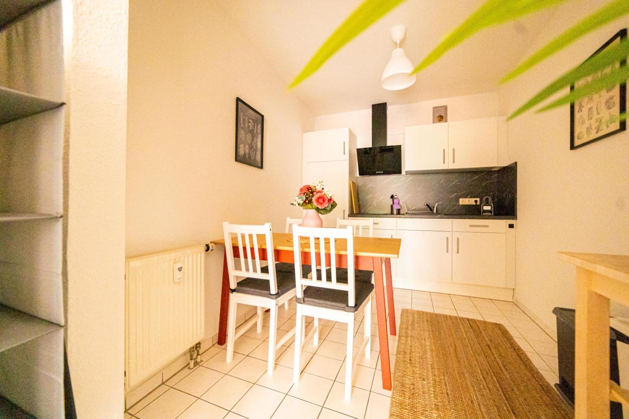Fullhouse - Eisenach - K70 Apartments - Elevator - Balcony - Smarttv Exteriör bild