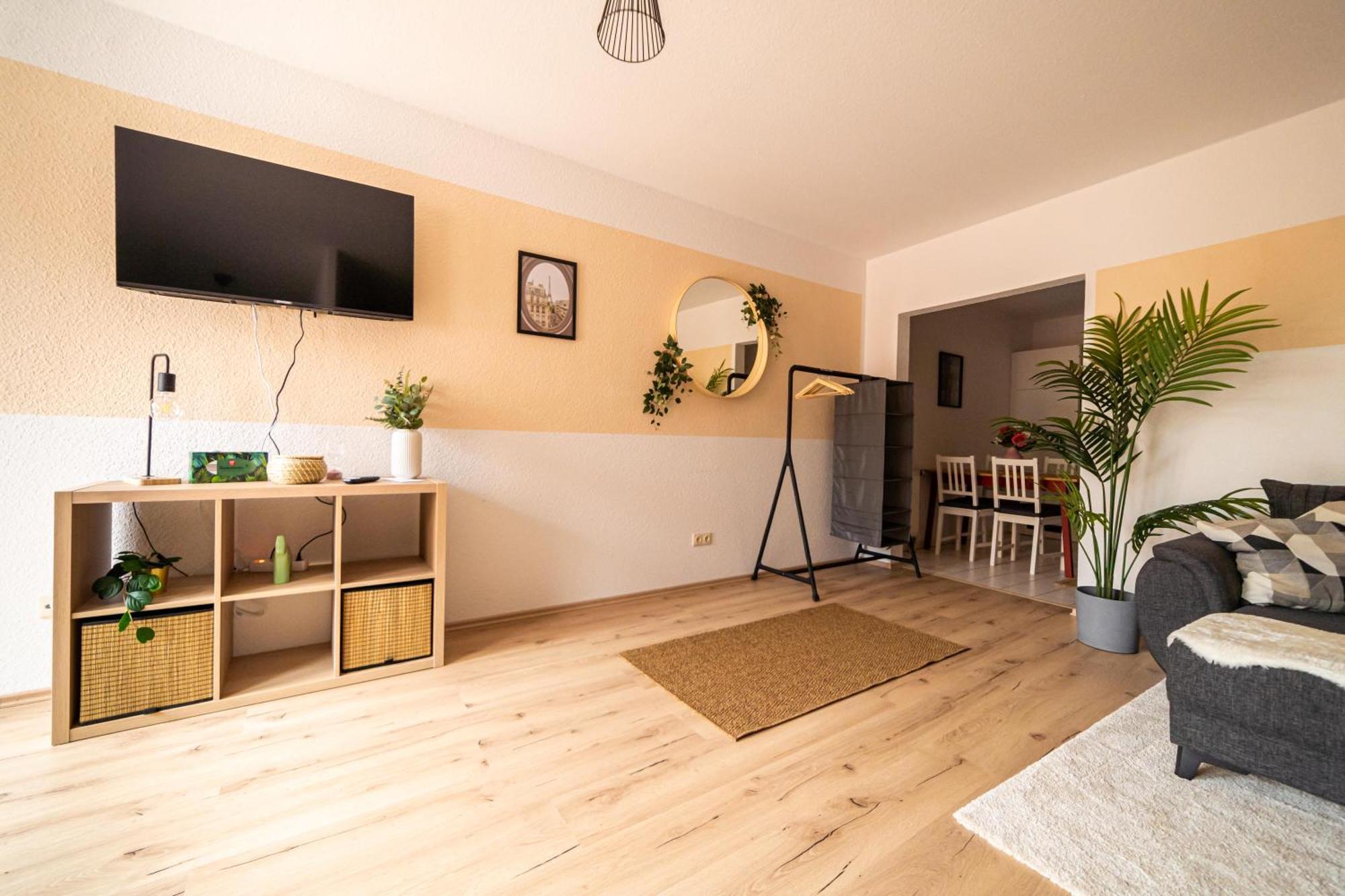 Fullhouse - Eisenach - K70 Apartments - Elevator - Balcony - Smarttv Exteriör bild